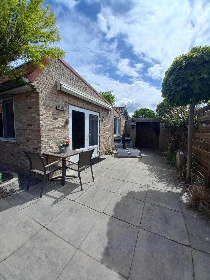Nieuw Holiday Home Oostkapelle Centrum エクステリア 写真